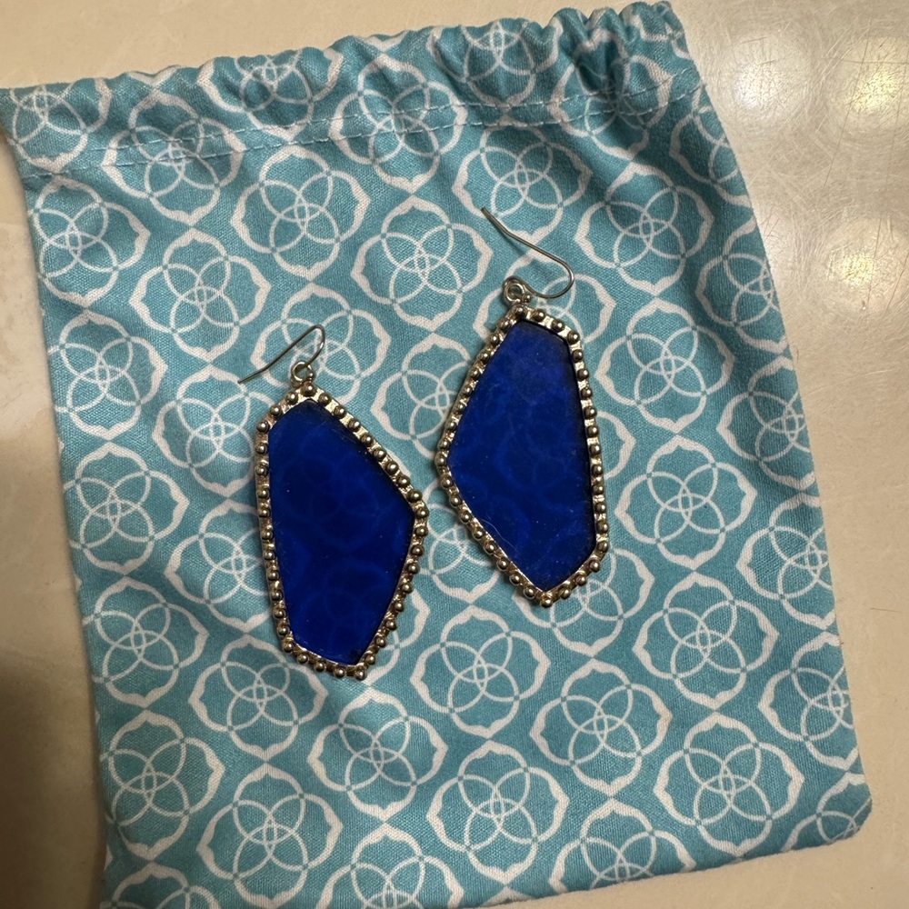 Kendra Scott Earrings Gold with Cobalt Blue Stone